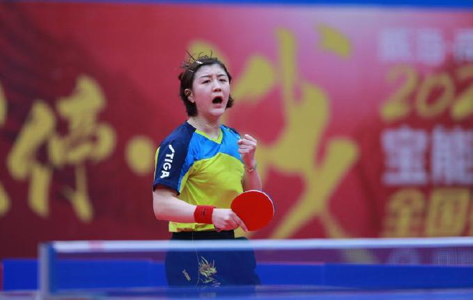 他能保持冷 他能保持冷